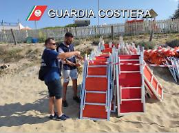 Spiaggia occupata abusivamente, scatta il sequestro delle attrezzature