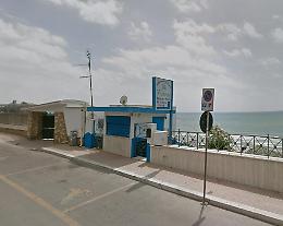 Cinquecento euro per dare fuoco allo stabilimento