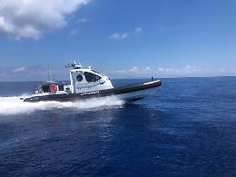 Barca in panne, i carabinieri intervengono per aiutare due turisti francesi