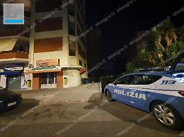 Misteriosa caduta dal secondo piano, grave un 26enne