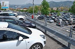 Il brevetto «copiato»: figuraccia sul parcheggio della stazione