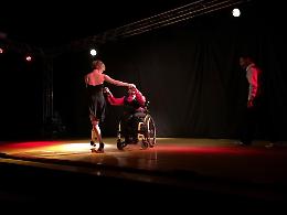 L'Oltre Tango e il Mare con i campioni paralimpici della Diaphorà