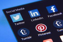 Diffonde fake news aul covid, denunciato blogger