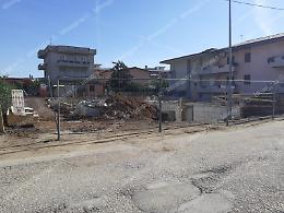 Operaio si accascia al suolo e muore. Dramma nel cantiere
