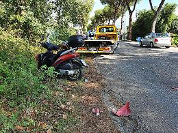 Rimozione auto monopolizzata dal Comune