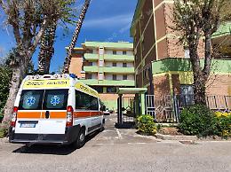 Coronavirus,  tunisino positivo elude la sorveglianza e scappa dall'hotel Covid