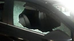 Rompe i vetri di 12 auto nel parcheggio della Torre Pontina, arrestato