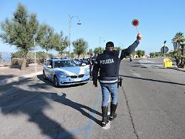 Alla guida del tir in stato di ebrezza: ritirata la patente