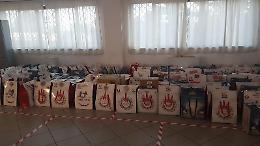 ApriliaEdu dona generi alimentari alle famiglie in difficoltà