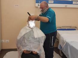 Positivo al Covid: barbiere di Sezze offre un taglio di capelli agli altri ricoverati