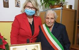 Un fine anno all'insegna della solidarietà e... di nonna Setta