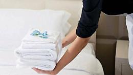 Park Hotel, quelle buste paga senza traccia del lavoro delle cameriere