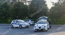 Alla guida con documenti falsi di un auto con fermo amministrativo: multa salata