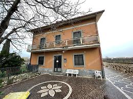 Strage a Villa dei Diamanti, due indagate dalla Procura