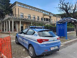 Tenta di violentare una volontaria del centro, 26enne in arresto