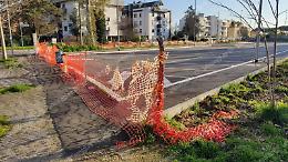 Il parcheggio ultimato e ora diventato un cantiere abbandonato