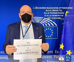Cyber Dipendenza e cyber-bullismo, Adinolfi: incubi da combattere