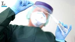 Covid, variante inglese: tamponi sospetti inviati allo Spallanzani