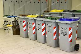 Raccolta differenziata porta a porta, consegnati il 50% dei kit