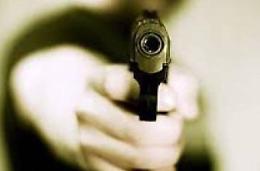 Assalto armato in villa. Terrore per quattro giovani