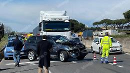 Suv contro tir, incidente e traffico in tilt sulla Pontina