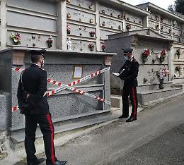 Omnia 19, la Diocesi: "Cimitero profanato". Questa mattina la nuova benedizione