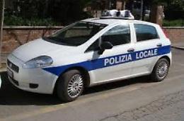 Auto immatricolata due volte per evitare la confisca