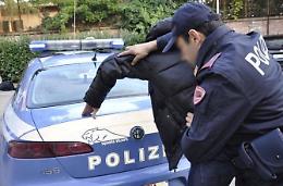 Sorpreso mentre cercava di rubare in un'auto parcheggiata in centro. Denunciato