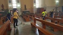 Tentano di incendiare la chiesa