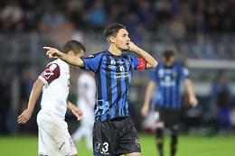 SALERNITANA - LATINA 3-2 11'pt Calderoni (L), 31'pt Odjer (S), 33'pt Scaglia (L), 38'pt Donnarumma (S), 41'st rig. Coda (FINALE)