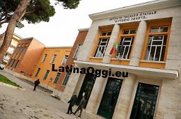 Rinasce il Polo Linguistico e l'istituto tecnico torna al Vittorio Veneto