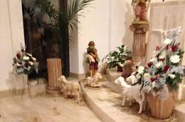 La recita scolastica sporca la chiesa, il parroco protesta via Facebook