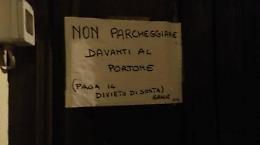 Passi carrabili non autorizzati, spunta il pennarello "giustiziere"