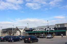 Furto da Sport 85 in via Piave, in manette un 64enne