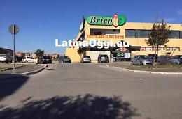 Rapina e pugni al "Brico Io", fugge con gli incassi