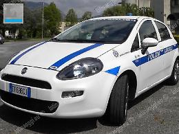Aveva 140 veicoli intestati: prestanome scoperto dalla polizia locale