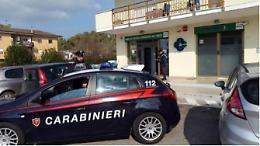 Fermato al posto di blocco aggredisce violentemente un carabiniere. Arrestato