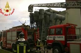 Incendio Turbogas, i numeri fanno paura: perdita di 2mila litri di olio