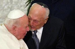 Una piazza intitolata al rabbino Elio Toaff