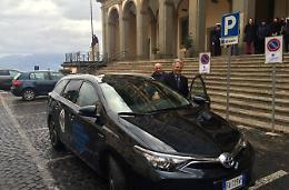 Un'auto ibrida per il Comune