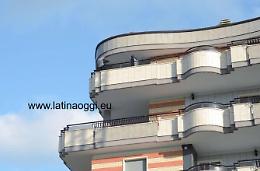 Quel vizio dei locali tecnici trasformabili in attici