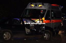 Incidente sulla Carpinetata, un'auto finisce nella cunetta. Due i feriti