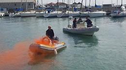 Esercitazione antincendio nel porto