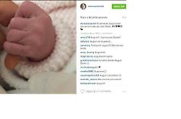 E' nata Greta. La gioia  di mamma Elena Santarelli su Instagram