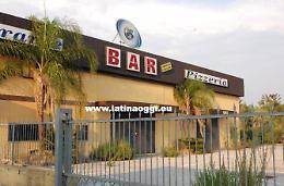 Ruba rame da un ex ristorante: arrestato