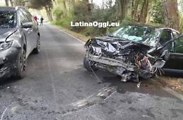 Frontale su via Lunga provocato da un'auto pirata