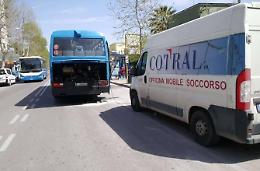 I bus del Cotral perdono i pezzi per strada