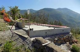 Sequestrato un ripetitore di telefonia a due passi dall'area archeologica