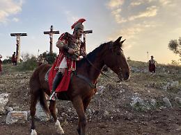 Passione di Sezze, la sacra rappresentazione in diretta tv