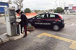 Rapina a mano armata al distributore